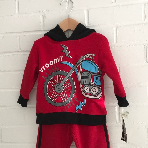 New with tags. Little Rebel Warm Winter Two Piece Jogger Outfit Size 18 Months - Picture 3 of 10